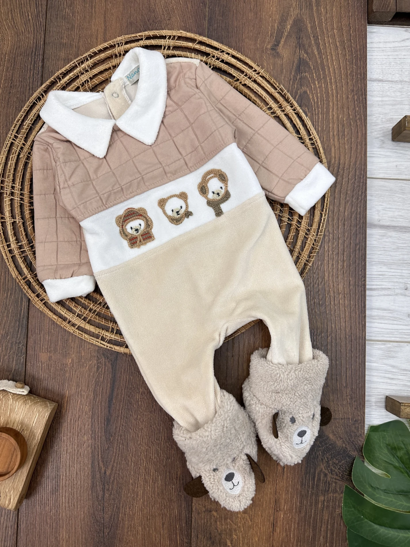 Kadife Patikli Sırttan Çıtçıtlı Erkek Bebek Tulum