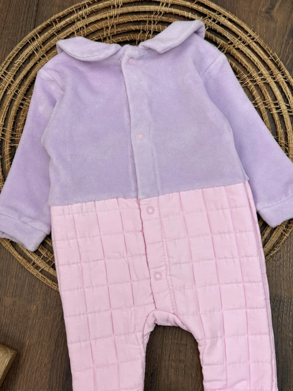 Kadife Patikli Sırttan Çıtçıtlı Kız Bebek Tulum