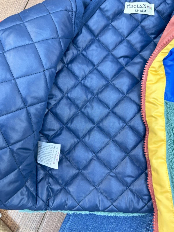 Peluş İçi Kapitone Renkli Mont Sweatshirt ve Likralı Kot Pantolonlu 3lü Erkek Bebek Takım