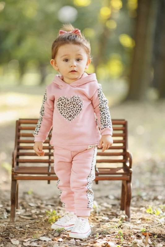 3 İplik İçi Şardonlu Kapüşonlu Leopar Detaylı Kız Bebek Takım