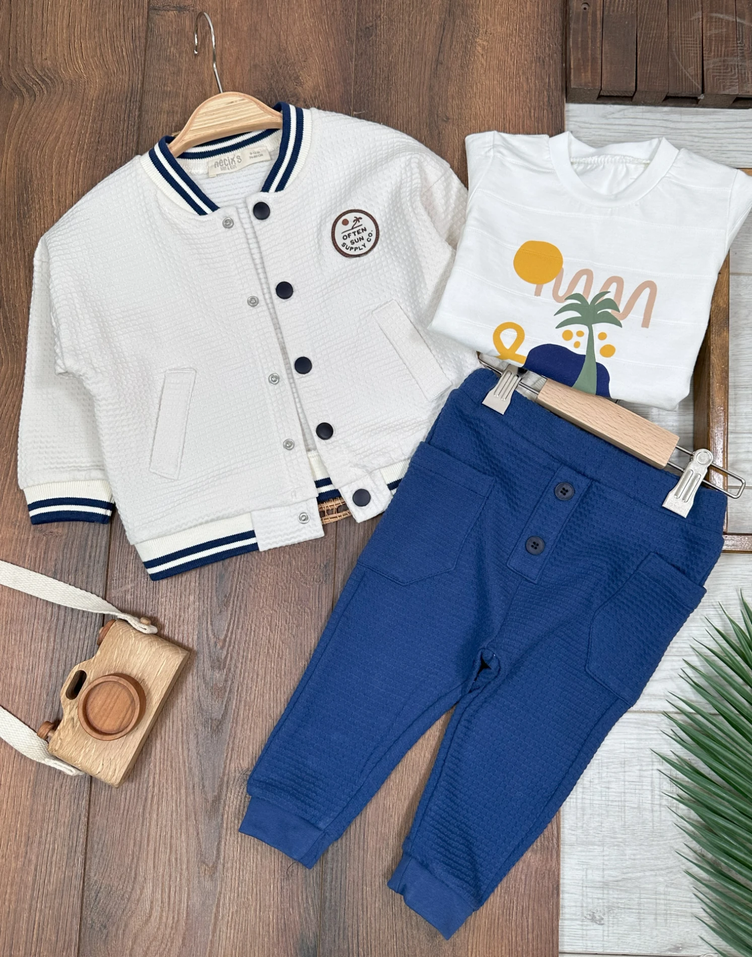 Kolej Takım Arma Detaylı Baskılı 3lü Erkek Bebek Takım - LACİVERT