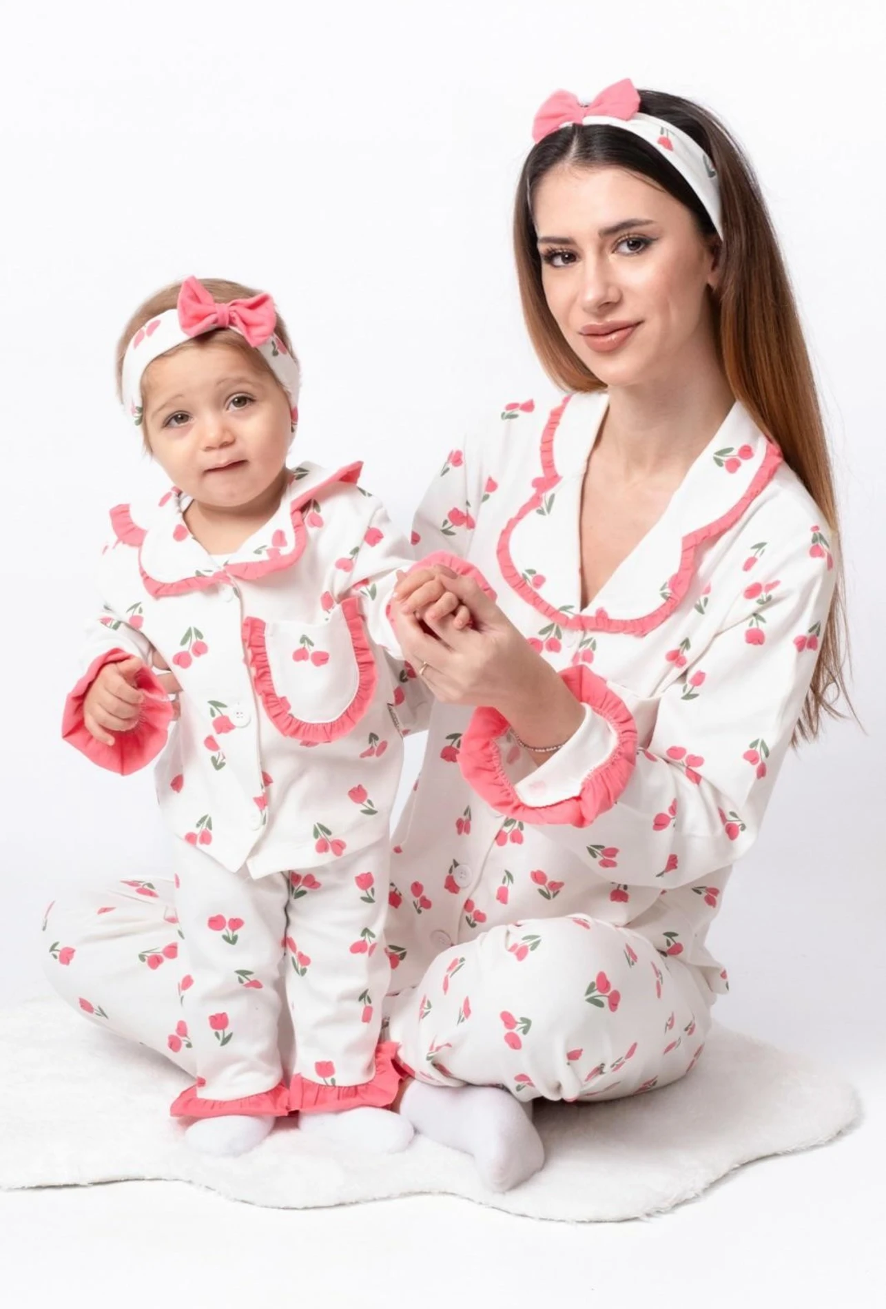 Bebek Boy Lale Desen Bandanalı Fırfırlı %100 Pamuk  Önden Düğmeli Mevsimlik Kız Bebek Pijama Takımı - PEMBE