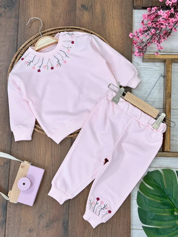 Pembe