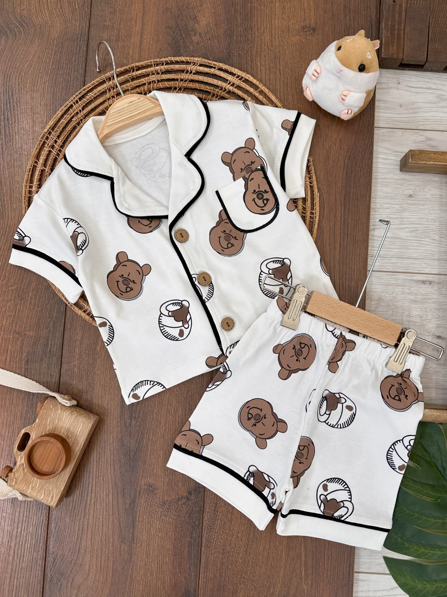 %100 Pamuk Kruvaze Yaka Önden Düğmeli Rahat Kalıp Yazlık Erkek Bebek Pijama Takımı