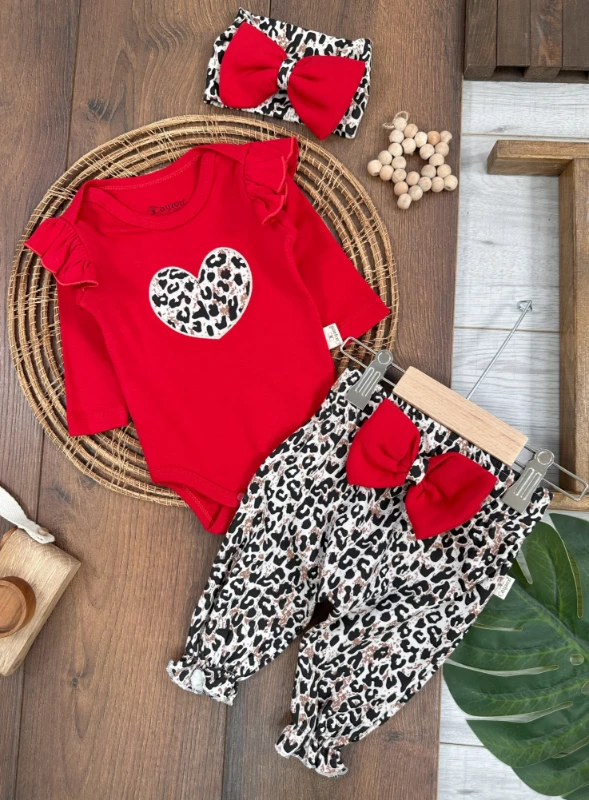 Leopar Desen Fiyonklu Badanalı Kalp Detaylı Alttan Çıtçıtlı Kız Bebek Takım