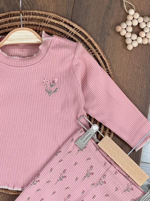 Kaşkorse Esnek Çiçek Desen Omuzdan Çıtçıtlı Mevsimlik Kız Bebek Alt/Üst 2li Takım