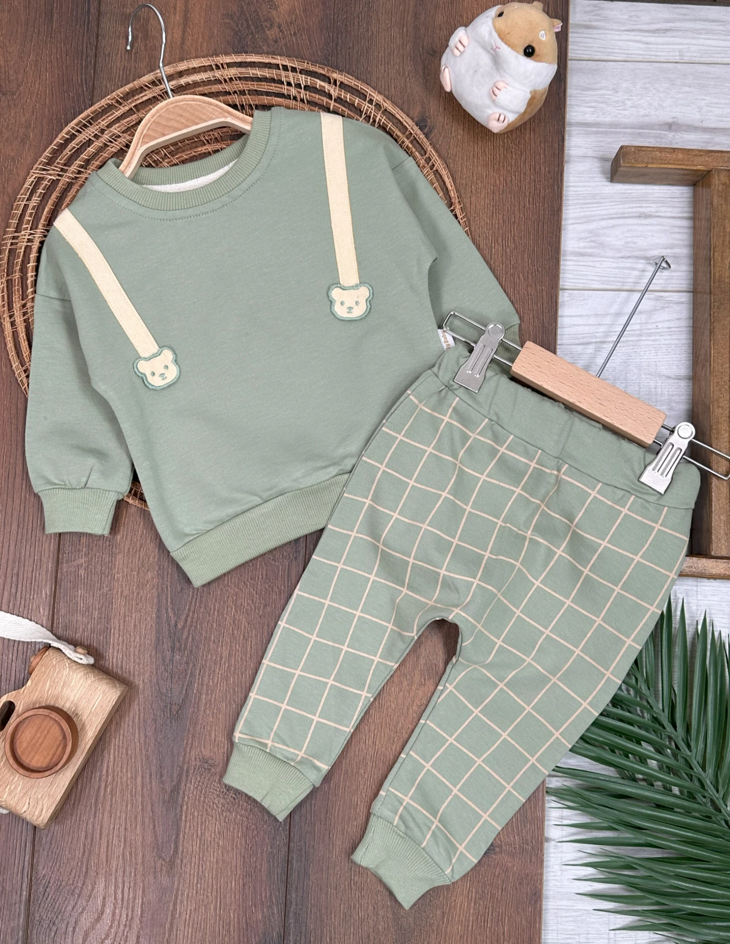 Ayıcık Figürlü Ekose Desen Erkek Bebek Takım - YEŞİL