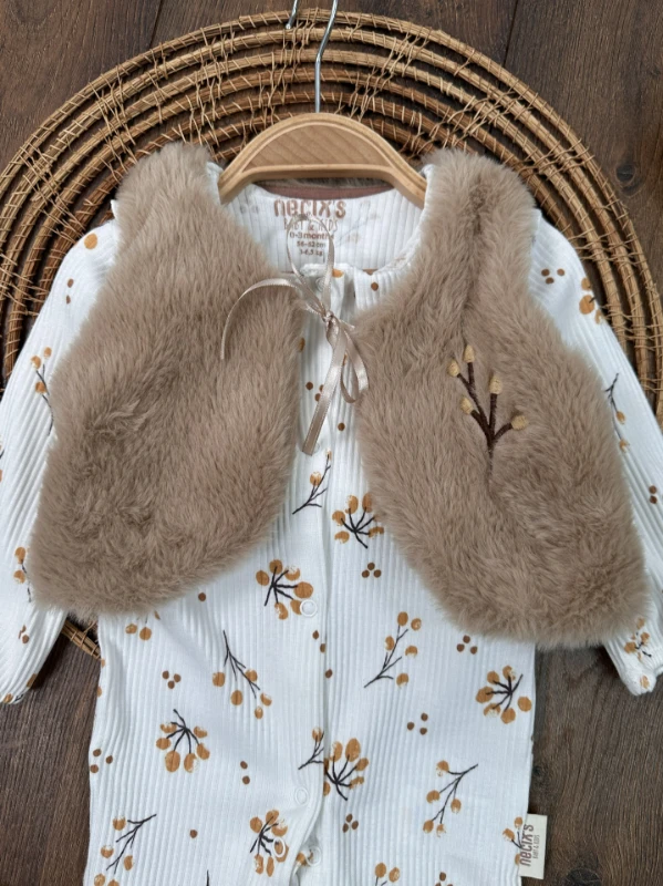Peluş Yelekli Çiçek Desenli Önden Çıtçıtlı Kaşkorse Esnek Kız Bebek Tulum