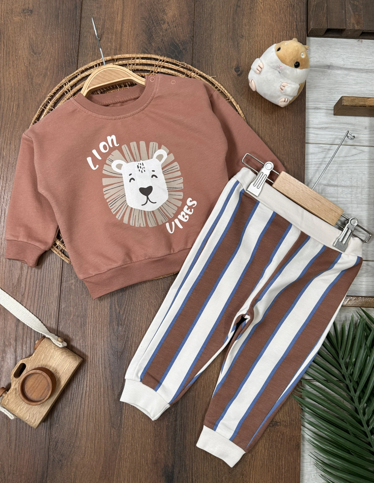 Aslan Baskılı  Çizgili Omuzdan Çıtçıtlı 2li Erkek Bebek Takım