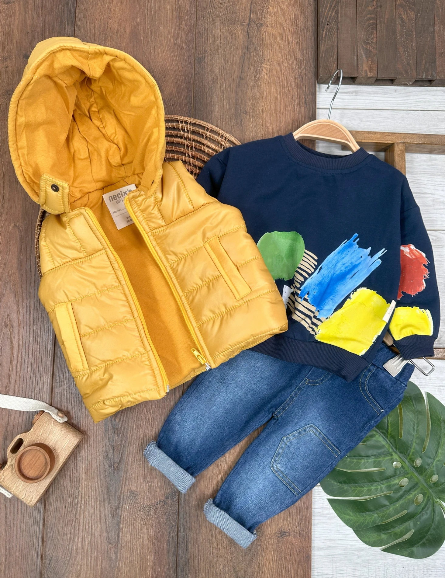 Şişme Yelek Kapüşonlu Etnik Desen Sweatshirt Likralı Pantolon 3lü Erkek Bebek Takım