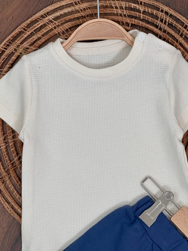 Oversize Geniş Kalıp Safari Şapkalı Cep Detaylı Omuzdan Çıtçıtlı Waffle Tshirt Yazlık Erkek Bebek Takım