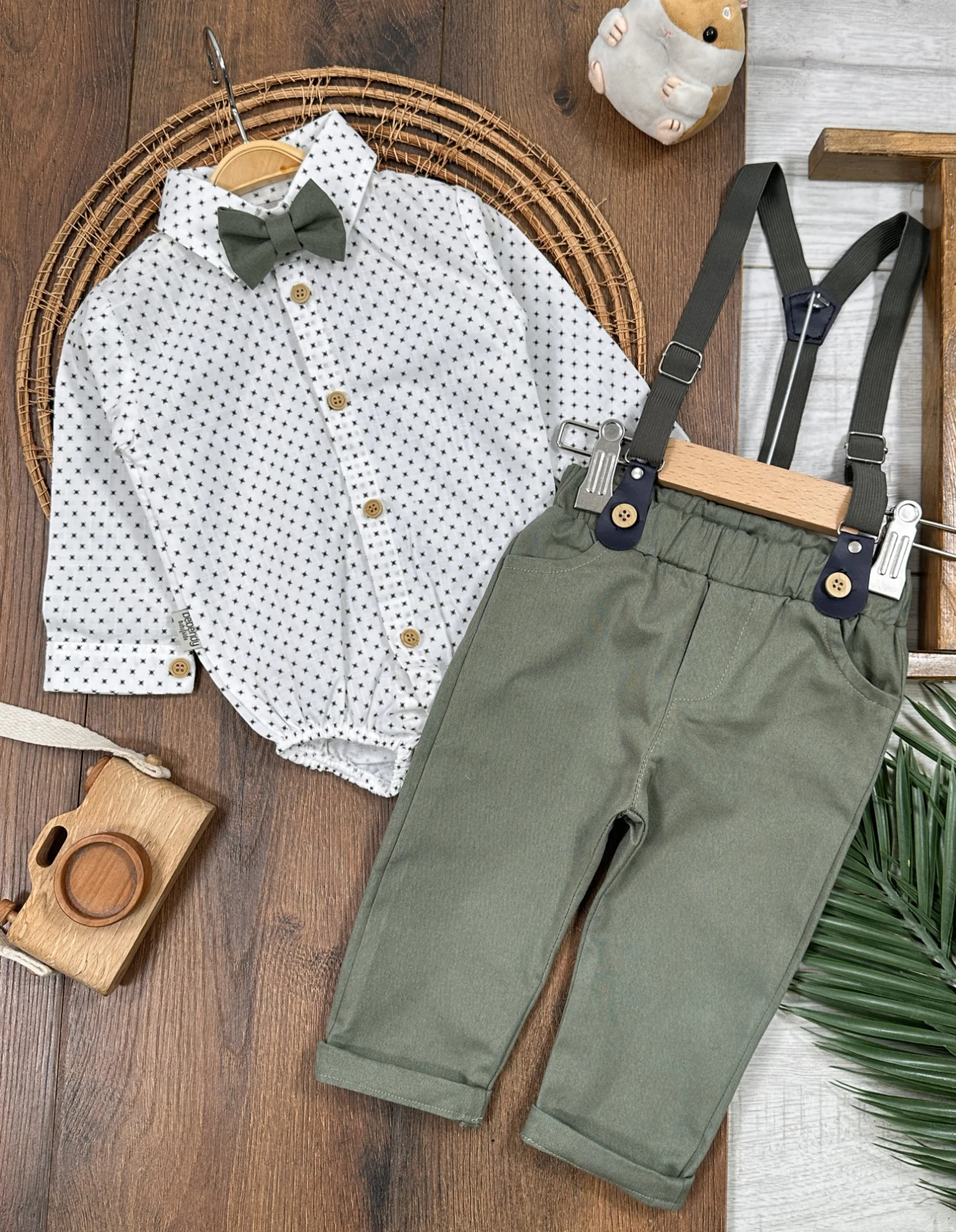 Askı Kemerli Papyonlu Alttan Çıtçıtlı Erkek Bebek Takım - YEŞİL