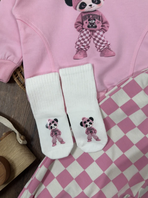Çoraplı Mrs. Panda Baskılı Kareli Bereli Geniş Kalıp Mevsimlik 4lü Kız Bebek/Çocuk Takım - PEMBE