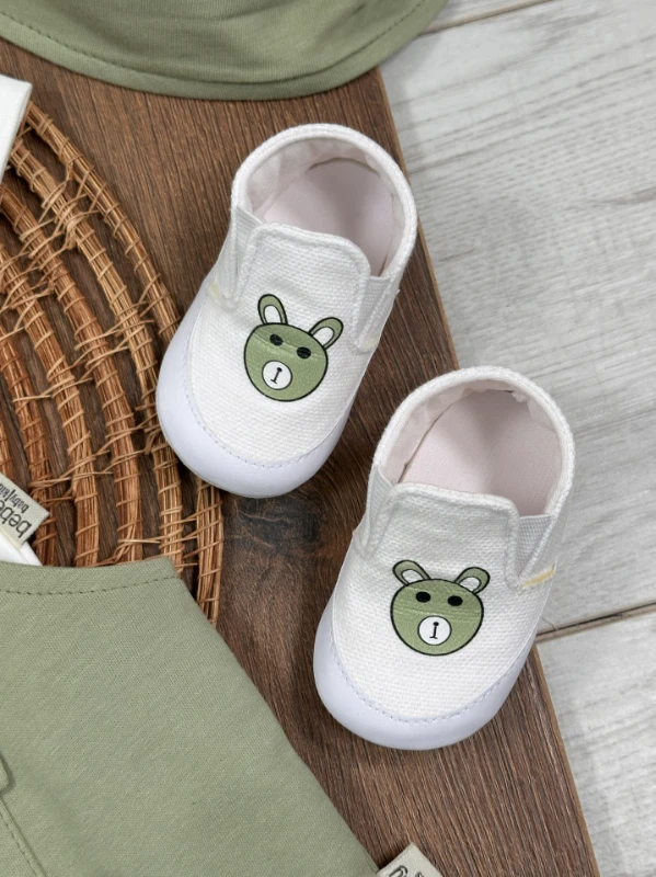 Patikli Safari Şapkalı Kulaklı Ayıcık Baskılı Badili Yazlık 4lü Salopet Erkek Bebek Takım - YEŞİL