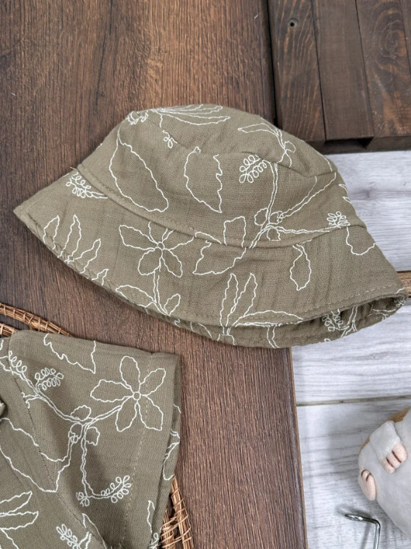 Müslin Hawaii Çiçek Baskılı Safari Şapkalı Düğmeli Şortlu Yazlık Erkek Bebek/Çocuk Takım - KİREMİT