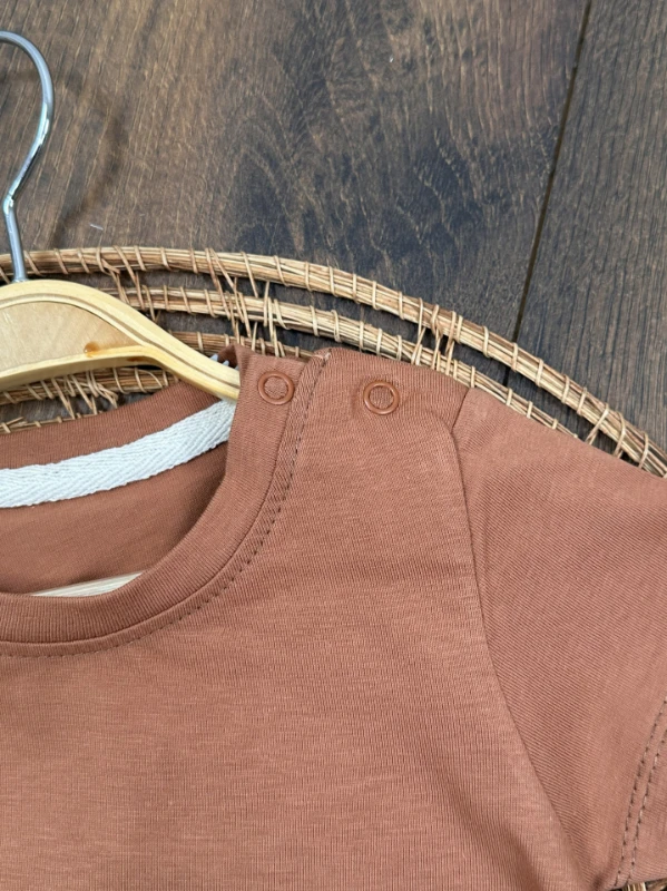 Salopet Çizgili Omuzdan Çıtçıtlı Yazlık Erkek Bebek Takım - KAHVE