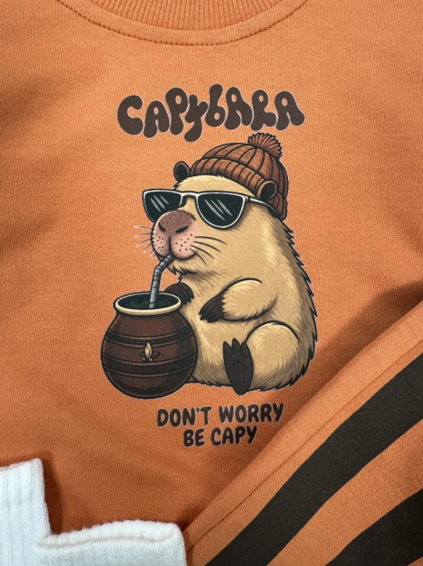 Çizgili Pantolon Capibara Baskılı Sweatshirt Çoraplı Mevsimlik 3lü Erkek Bebek/Çocuk Takım - HARDAL