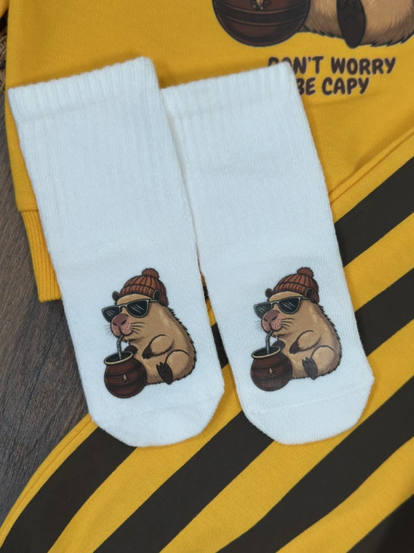 Çizgili Pantolon Capibara Baskılı Sweatshirt Çoraplı Mevsimlik 3lü Erkek Bebek/Çocuk Takım - HARDAL