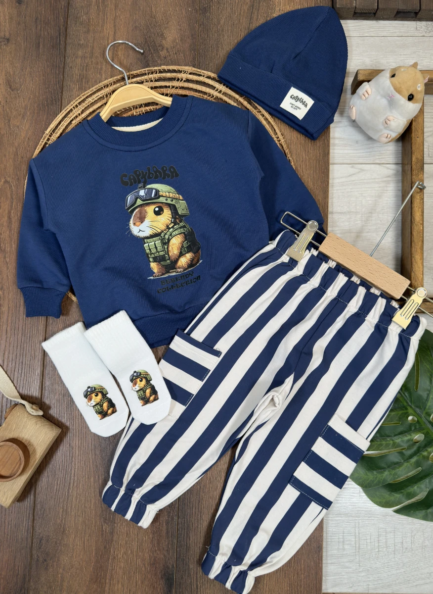 Çizgili Pantolon Capybara Baskılı Sweatshirt Çoraplı Bereli Mevsimlik 4lü Erkek Bebek/Çocuk Takım - LACİVERT