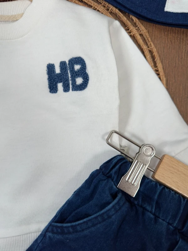 Likralı Kot Pantolon Çift Taraflı Şapka NakışlıSweatshirt 3lü Erkek Bebek/Çocuk Takım - BEYAZ