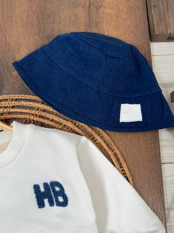 Likralı Kot Pantolon Safari Şapka NakışlıSweatshirt 3lü Erkek Bebek/Çocuk Takım - BEYAZ